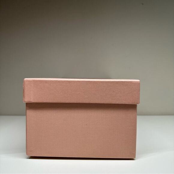 Miu Miu | Empty Shoe Box w/ 1 Dust bag | Peach | H 7 x W 13 x D 5 inch - Picture 5 of 16